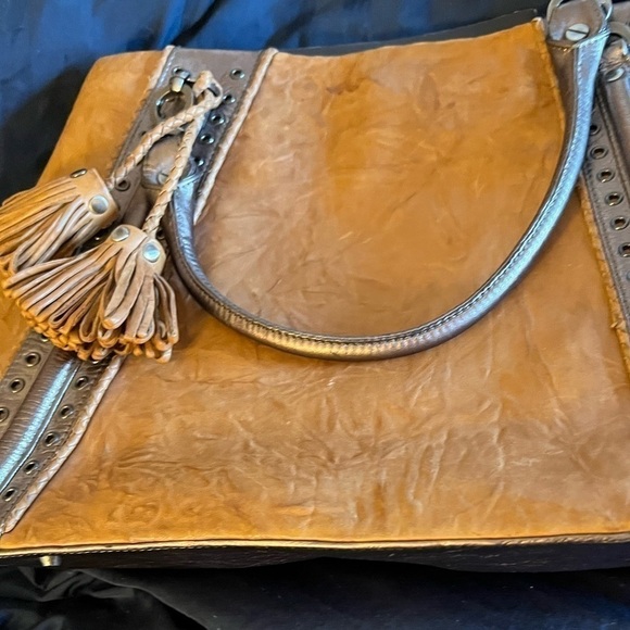 Junior Drake leather tote bag, used twice, good condition! Reinforced feet - Picture 2 of 13